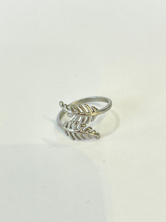 Anillo plata hojas