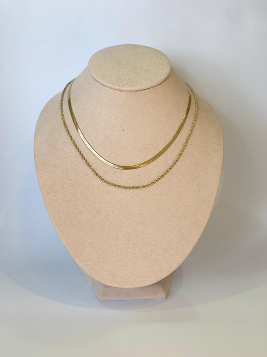 Collar doble dorado