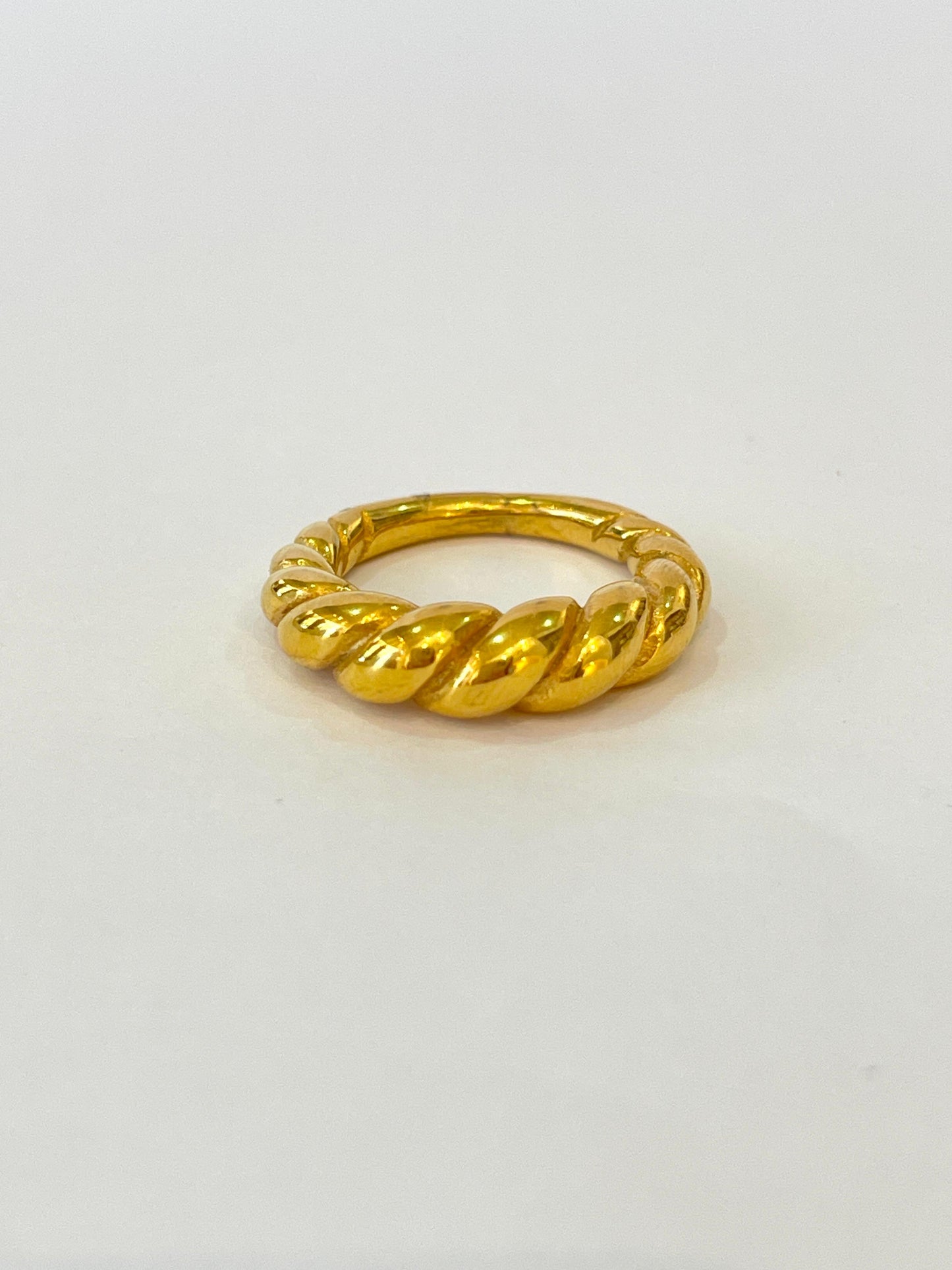 Anillo envuelto